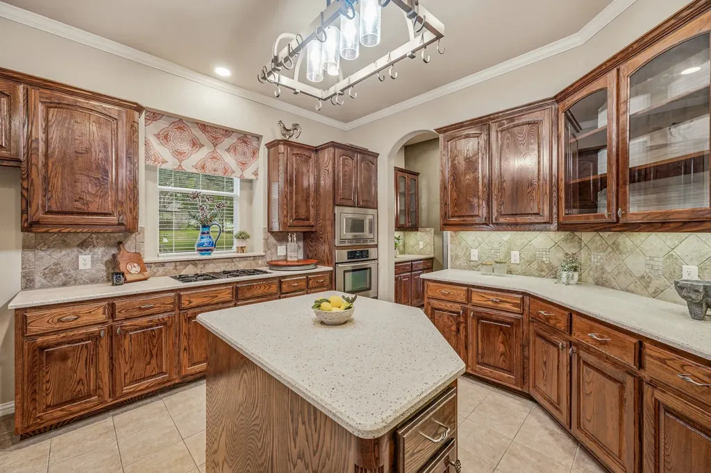 125 Rustling Elm Way Azle TX 76020