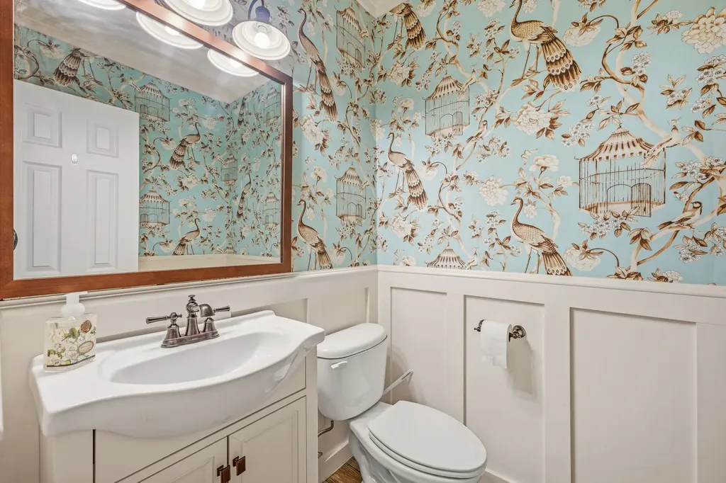 125 Rustling Elm Way Azle TX 76020