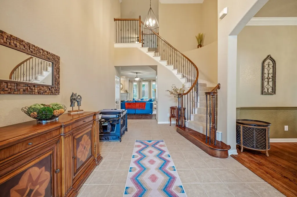 125 Rustling Elm Way Azle TX 76020