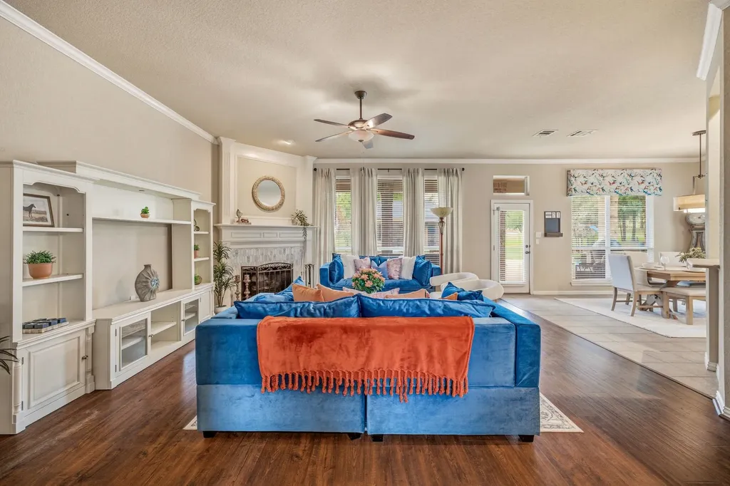 125 Rustling Elm Way Azle TX 76020