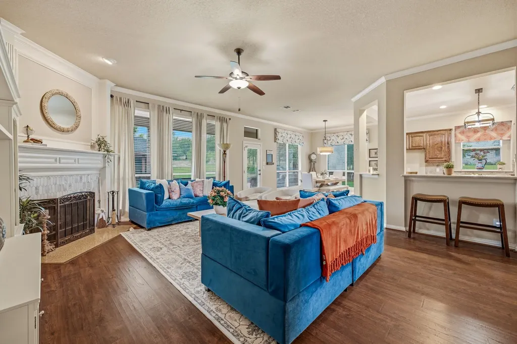 125 Rustling Elm Way Azle TX 76020