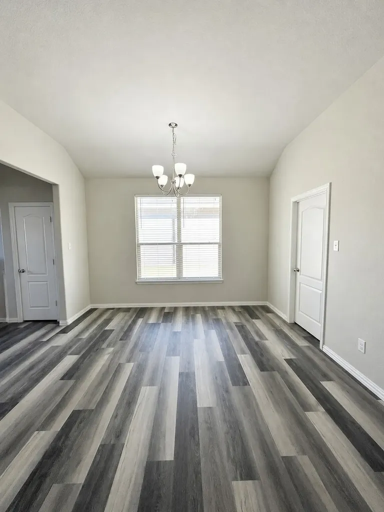 2024 Belshire Court Fort Worth TX 76140