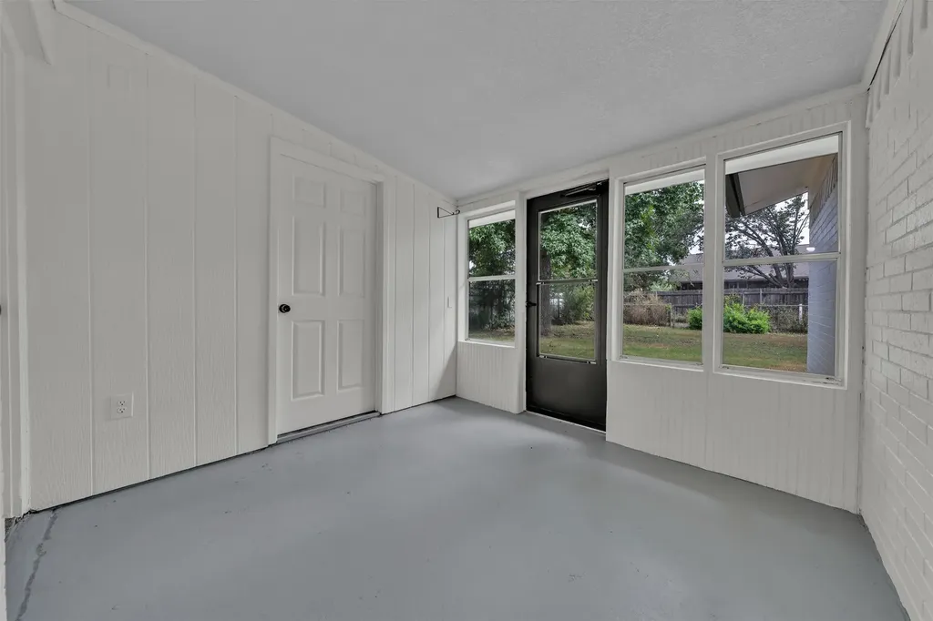 3407 NE 10th Street Mineral Wells TX 76067