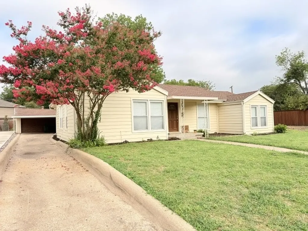 837 Northwood Road Fort Worth TX 76107