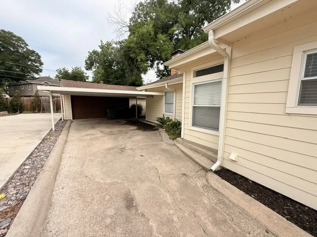 837 Northwood Road Fort Worth TX 76107