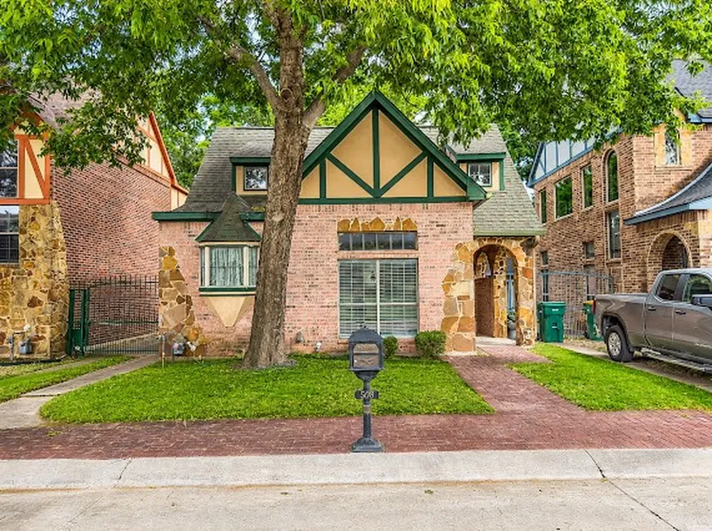 508 Phillip Drive Cedar Hill TX 75104