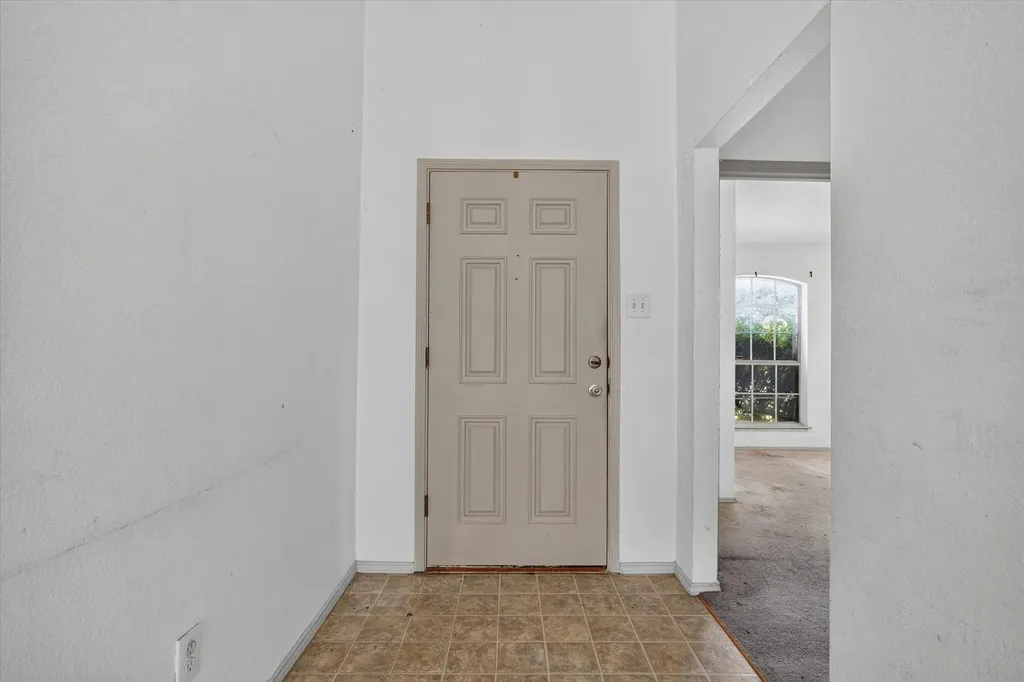 1414 Aviary Drive Desoto TX 75115