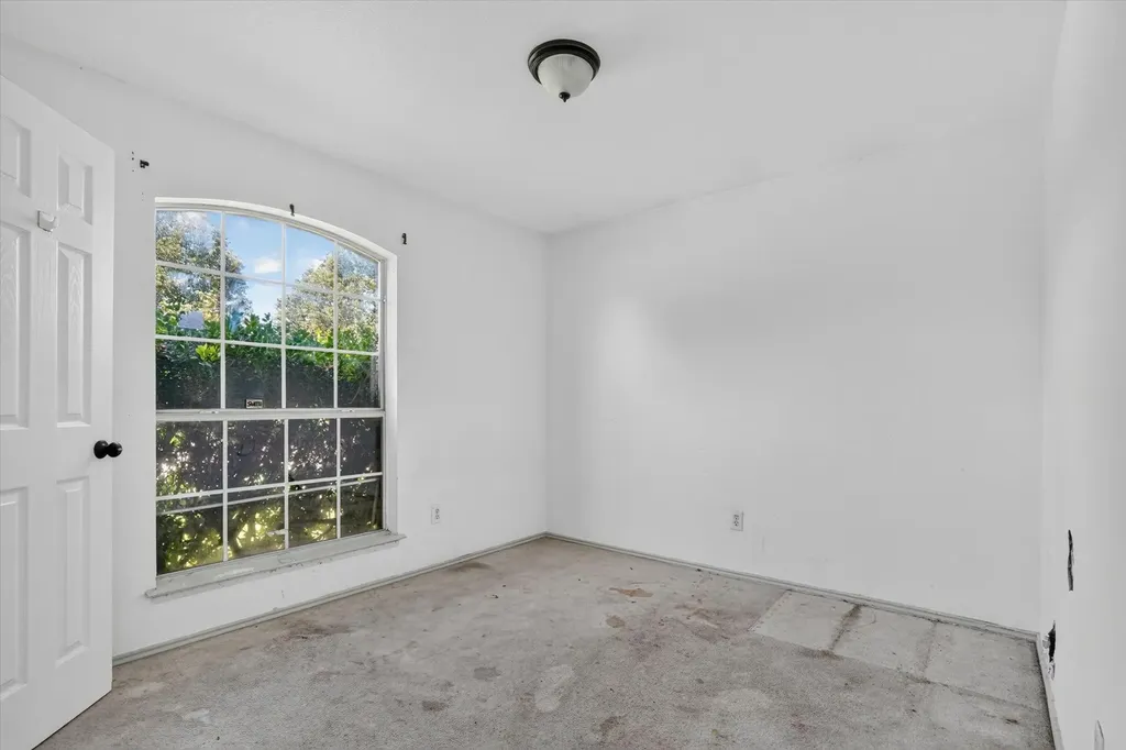 1414 Aviary Drive Desoto TX 75115
