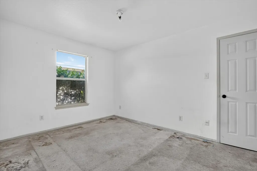 1414 Aviary Drive Desoto TX 75115