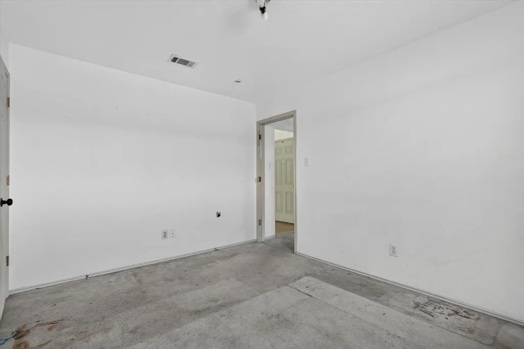 1414 Aviary Drive Desoto TX 75115