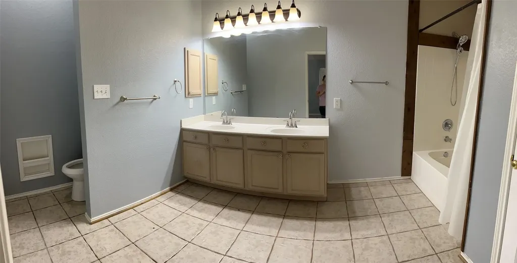 4216 Cave Cove Court Fort Worth TX 76244