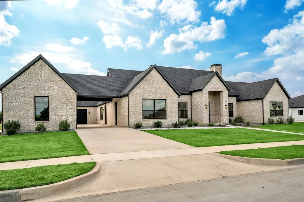 101 Ambrosia Lane Heath TX 75032