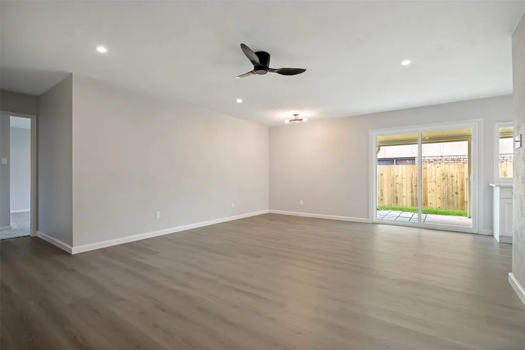 2909 Flagstone Drive Garland TX 75044