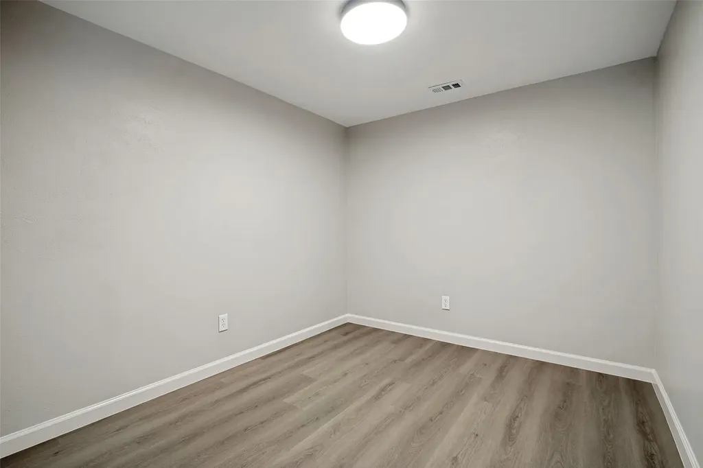 2909 Flagstone Drive Garland TX 75044