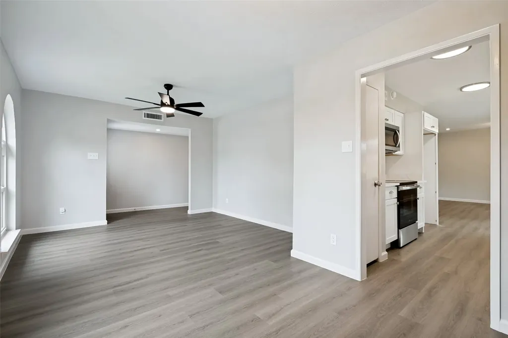 2909 Flagstone Drive Garland TX 75044