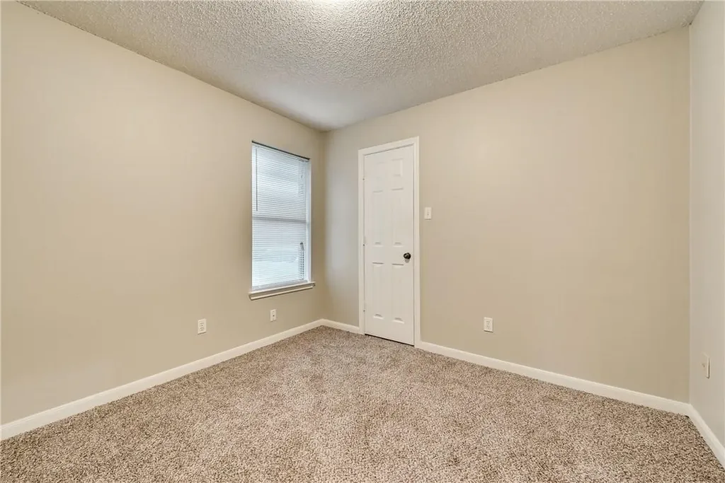2809 Hampshire Drive Garland TX 75040