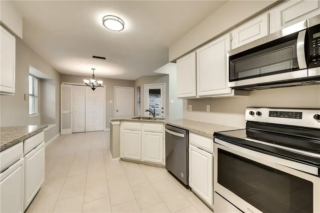 2809 Hampshire Drive Garland TX 75040