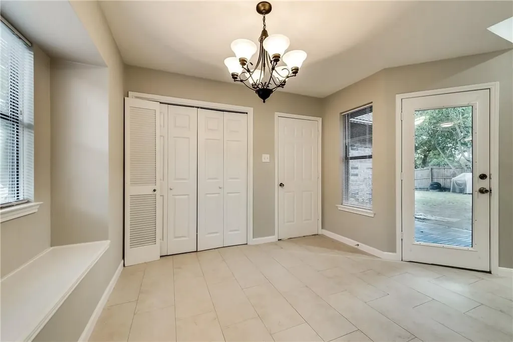 2809 Hampshire Drive Garland TX 75040