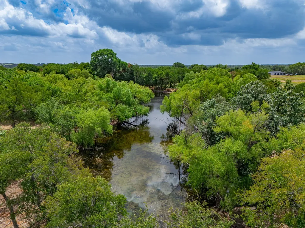 487 County Road 2514 Decatur TX 76234