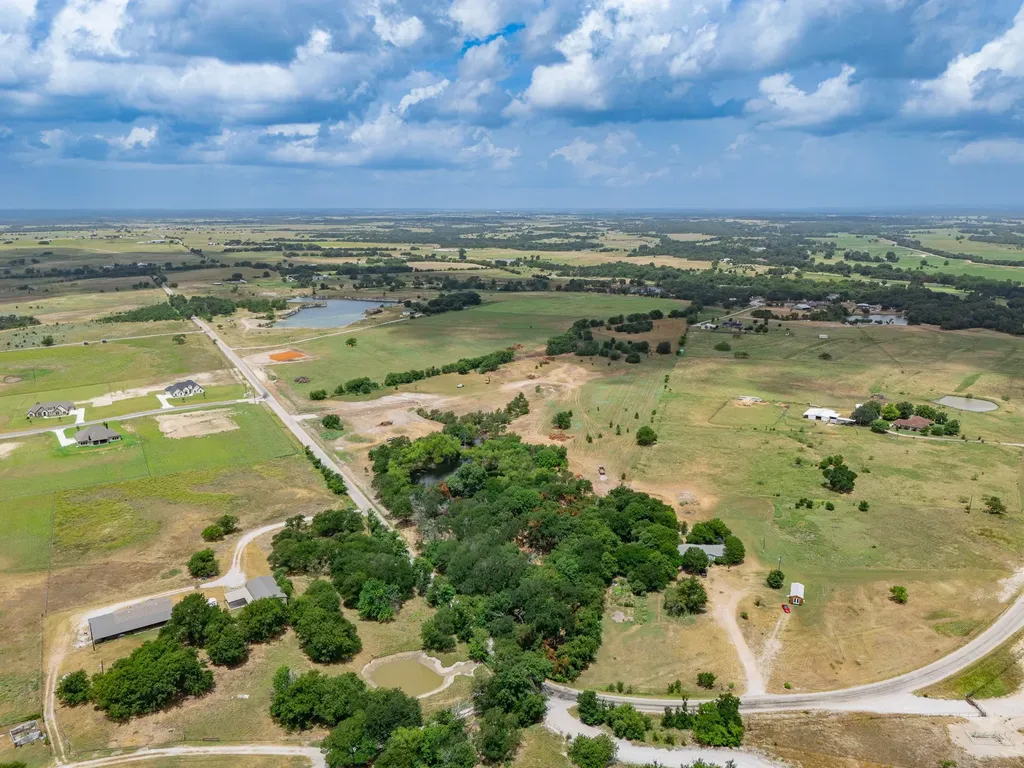 487 County Road 2514 Decatur TX 76234
