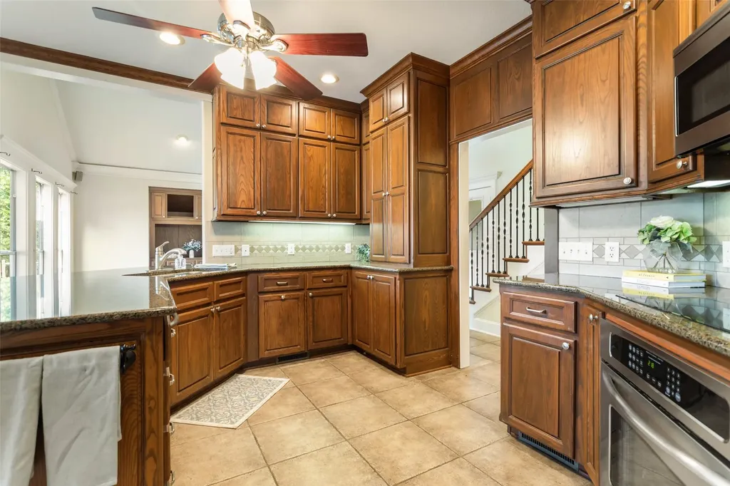 521 Hideaway Lane Central Lane Hideaway TX 75771