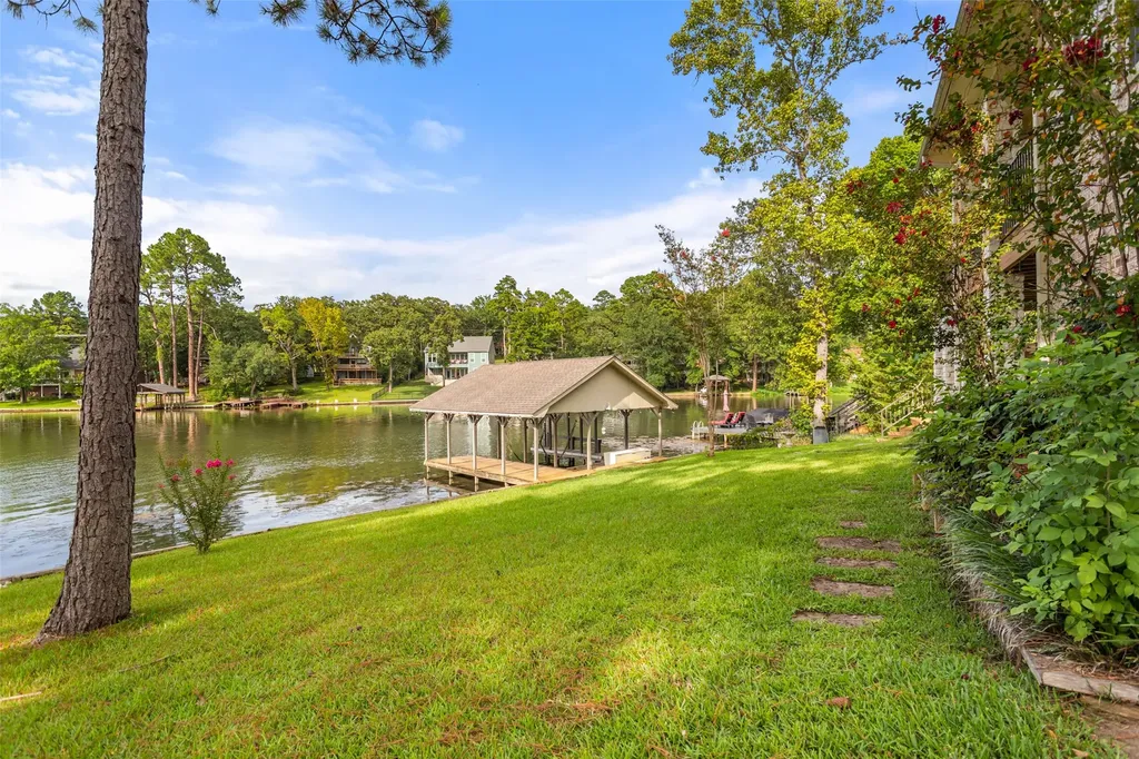 521 Hideaway Lane Central Lane Hideaway TX 75771