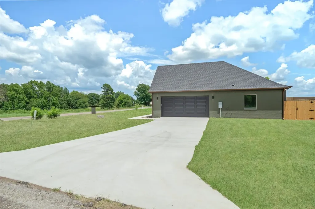 15558 Cr 436 Lindale TX 75771