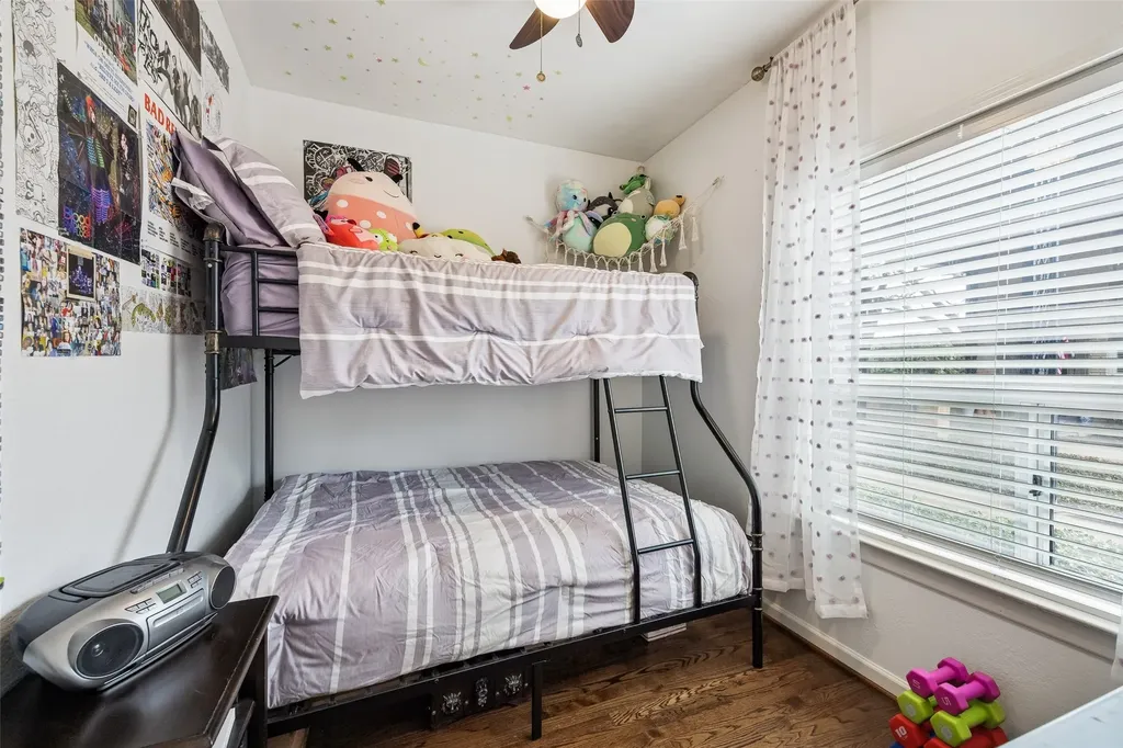 7506 W Northwest Highway Dallas TX 75225