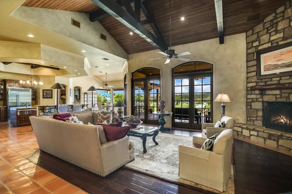481 Chimney Cove Drive Marble Falls TX 78654
