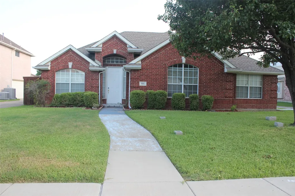 114 Briar Oak Drive Murphy TX 75094