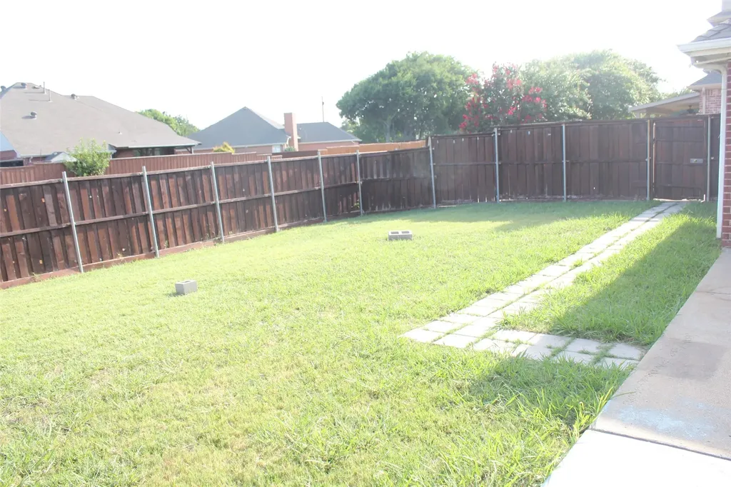 114 Briar Oak Drive Murphy TX 75094