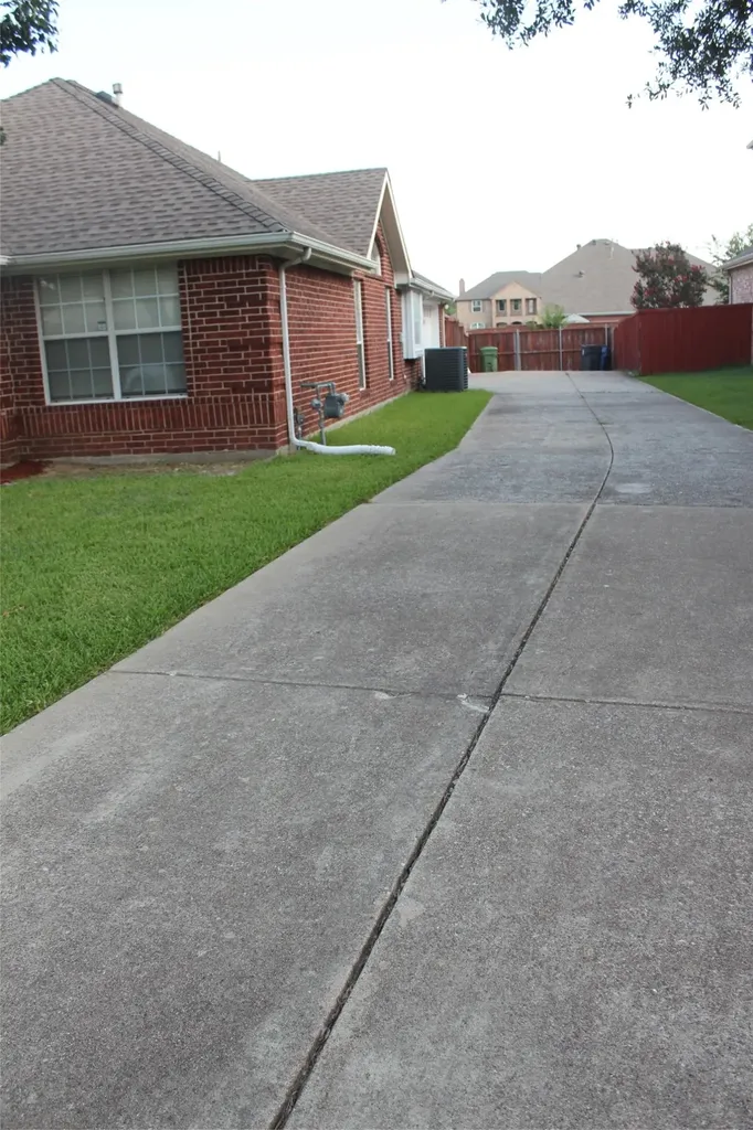 114 Briar Oak Drive Murphy TX 75094