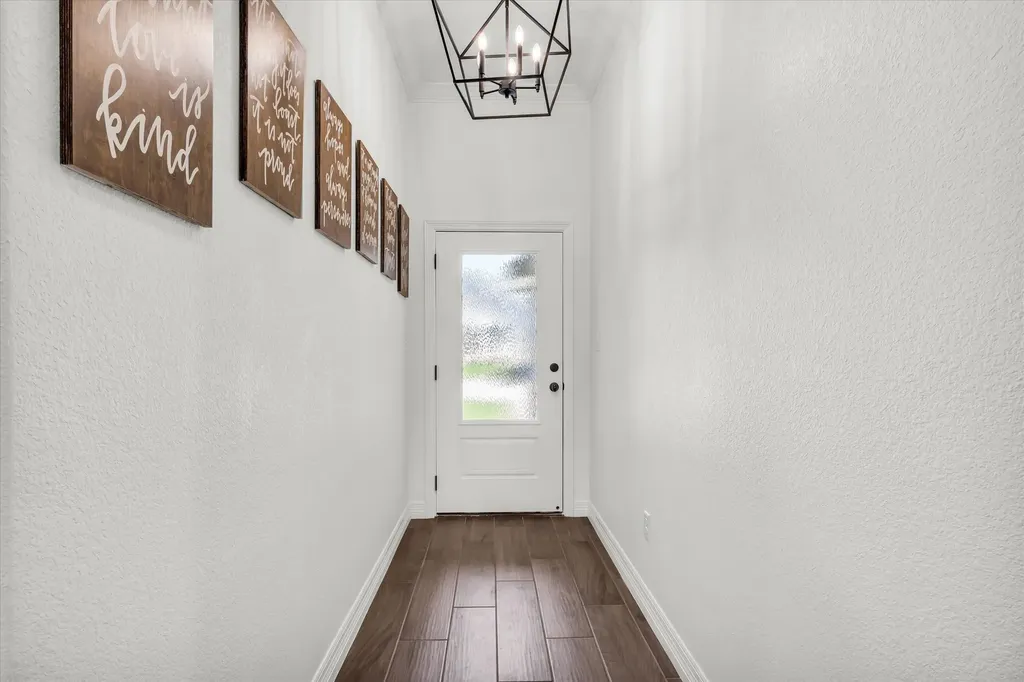 820 Secretariat Drive Hewitt TX 76643