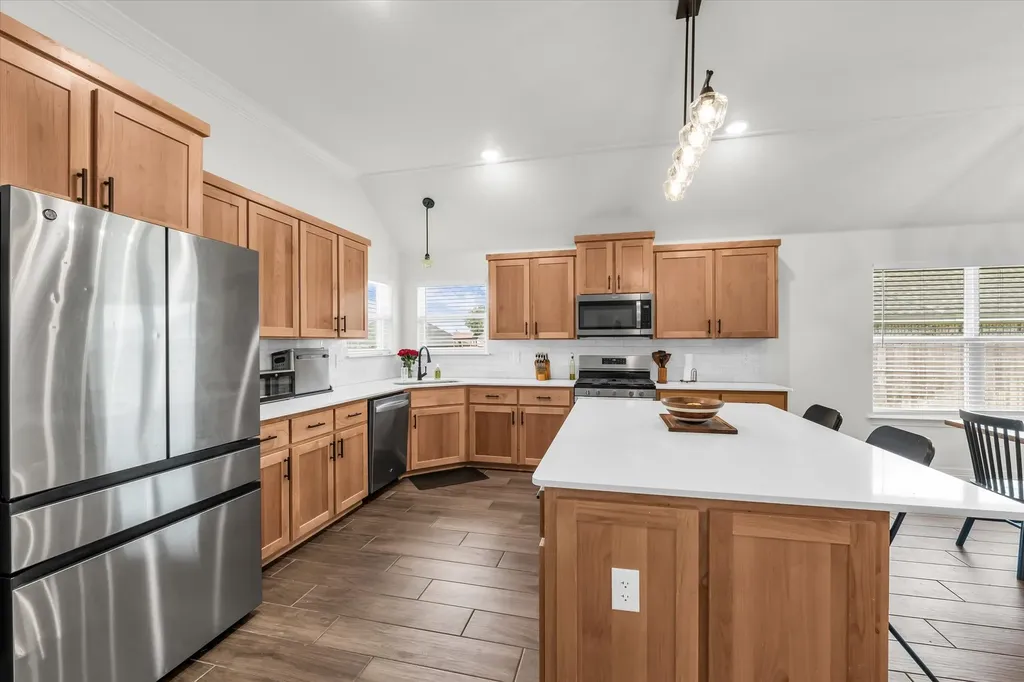 820 Secretariat Drive Hewitt TX 76643