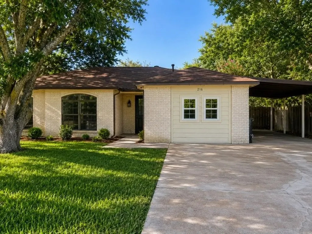 216 Monica Street Glenn Heights TX 75154