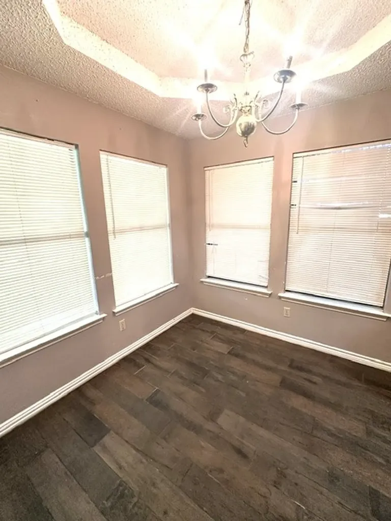 216 Monica Street Glenn Heights TX 75154