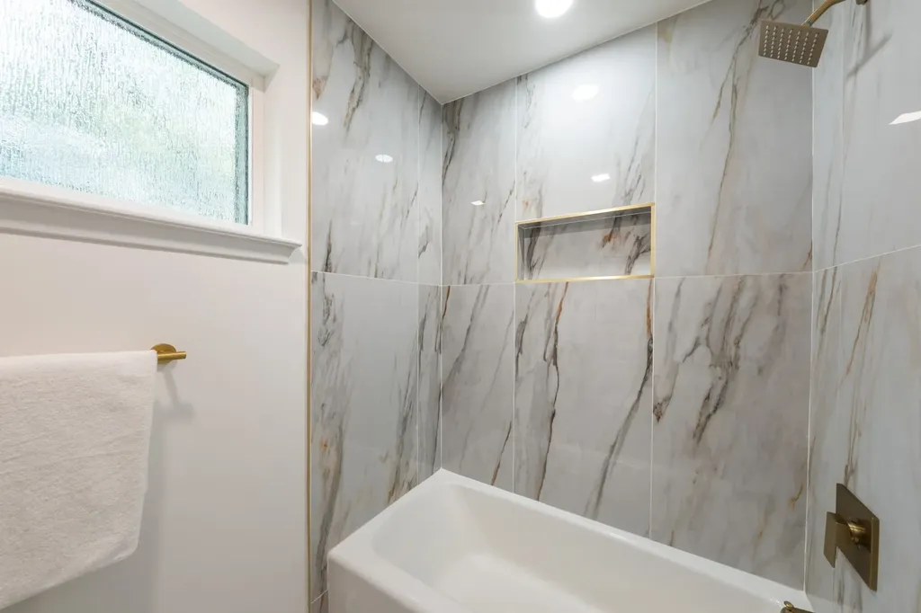 3905 Shady Valley Drive Arlington TX 76013