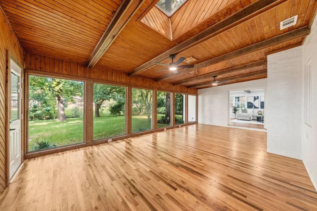 3905 Shady Valley Drive Arlington TX 76013