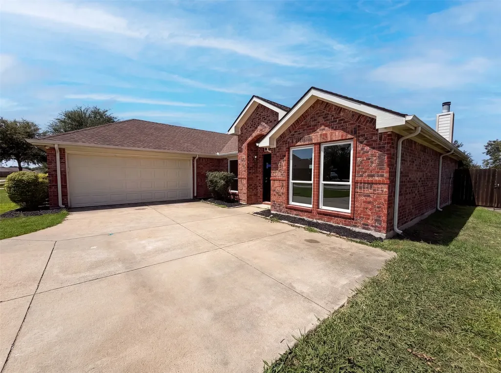 324 Cascade Drive Red Oak TX 75154