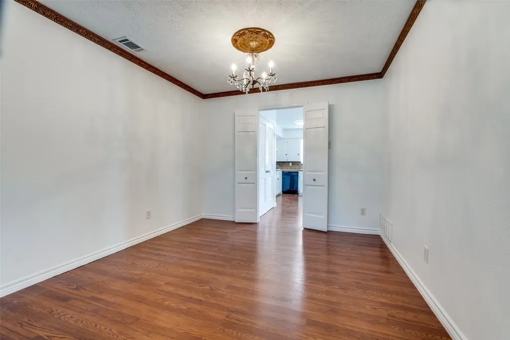 8229 Lullwater Drive Dallas TX 75218