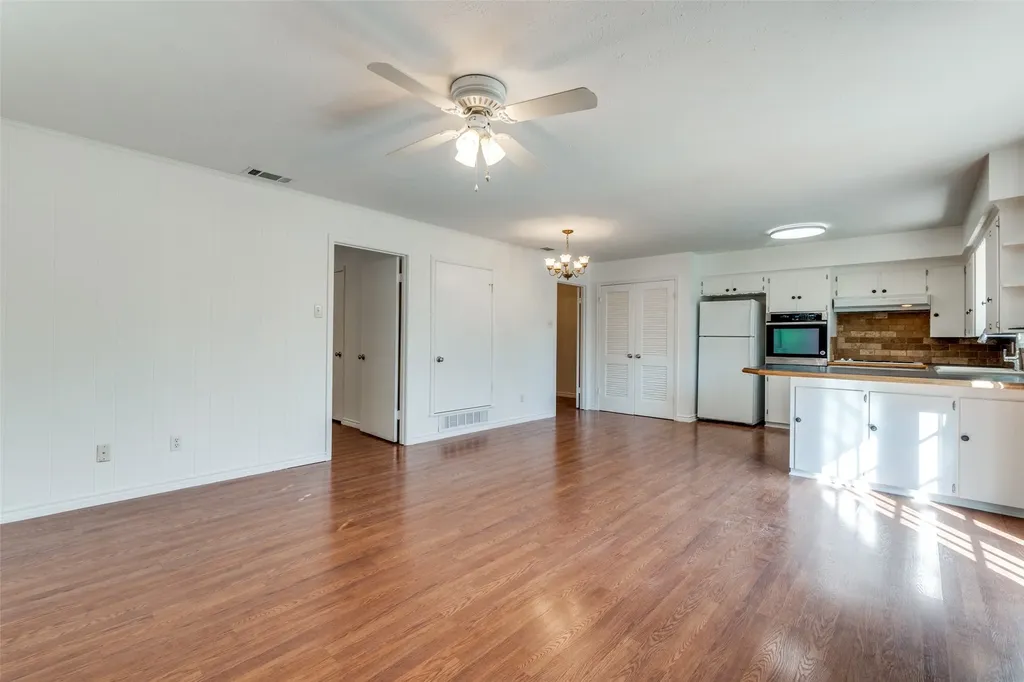 8229 Lullwater Drive Dallas TX 75218