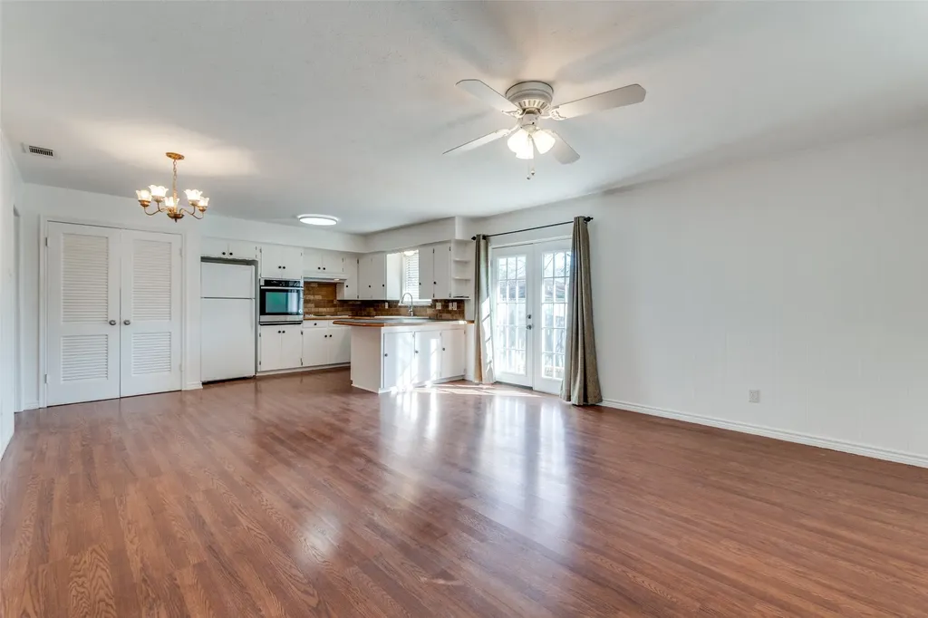 8229 Lullwater Drive Dallas TX 75218