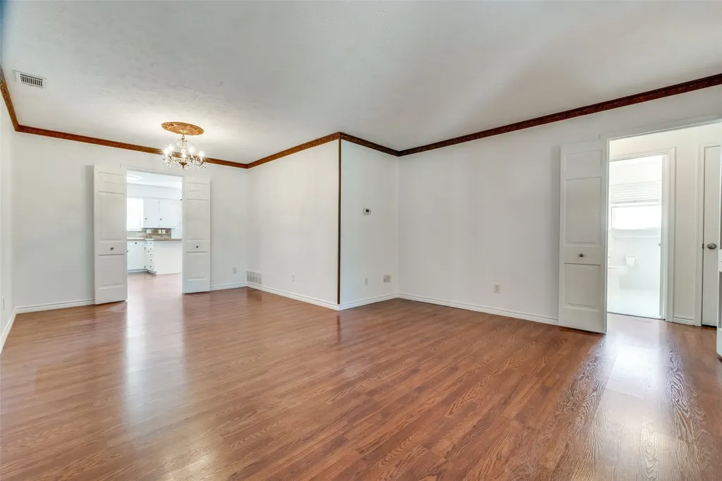 8229 Lullwater Drive Dallas TX 75218