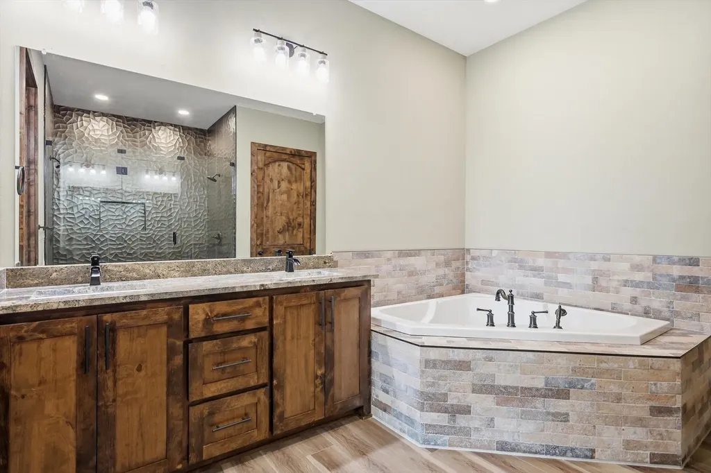4971 Hawk Road Possum Kingdom Lake TX 76450