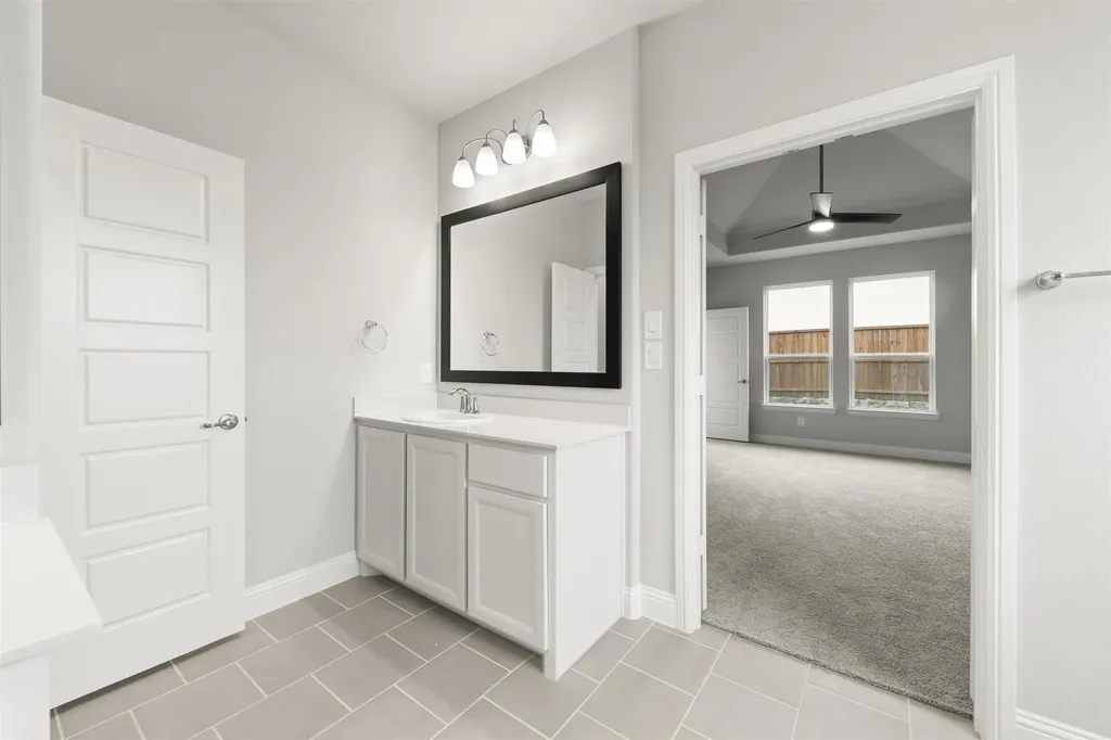 1636 Edgeway Drive Aubrey TX 76227