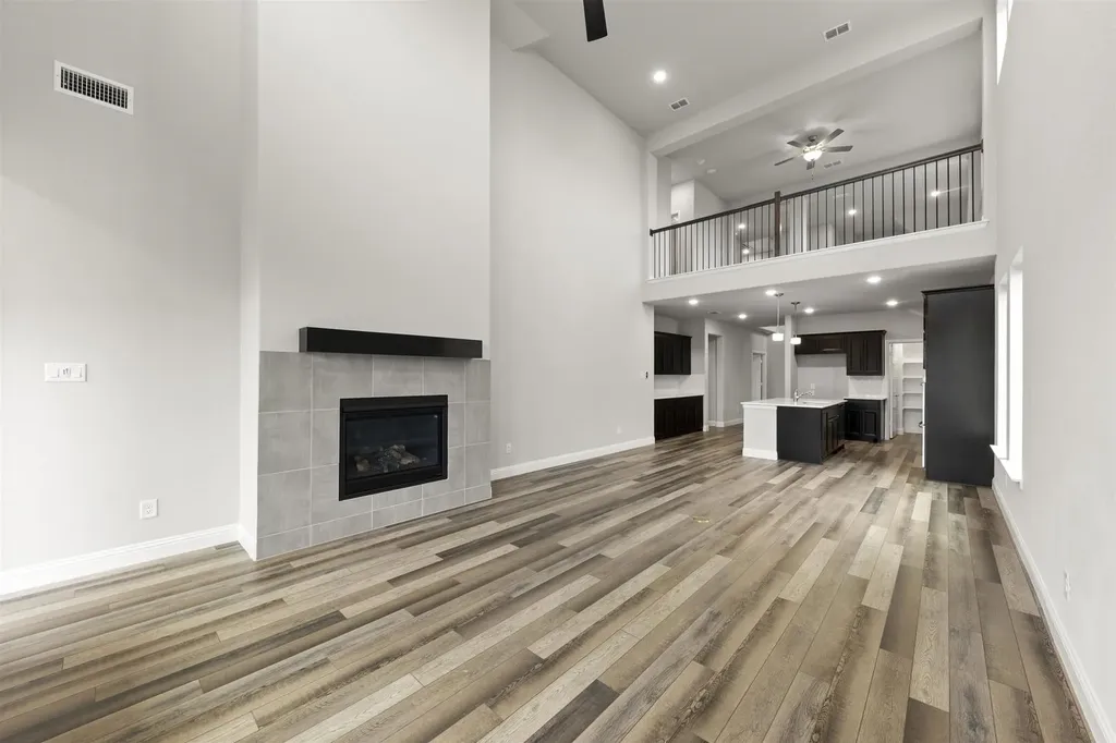 1636 Edgeway Drive Aubrey TX 76227