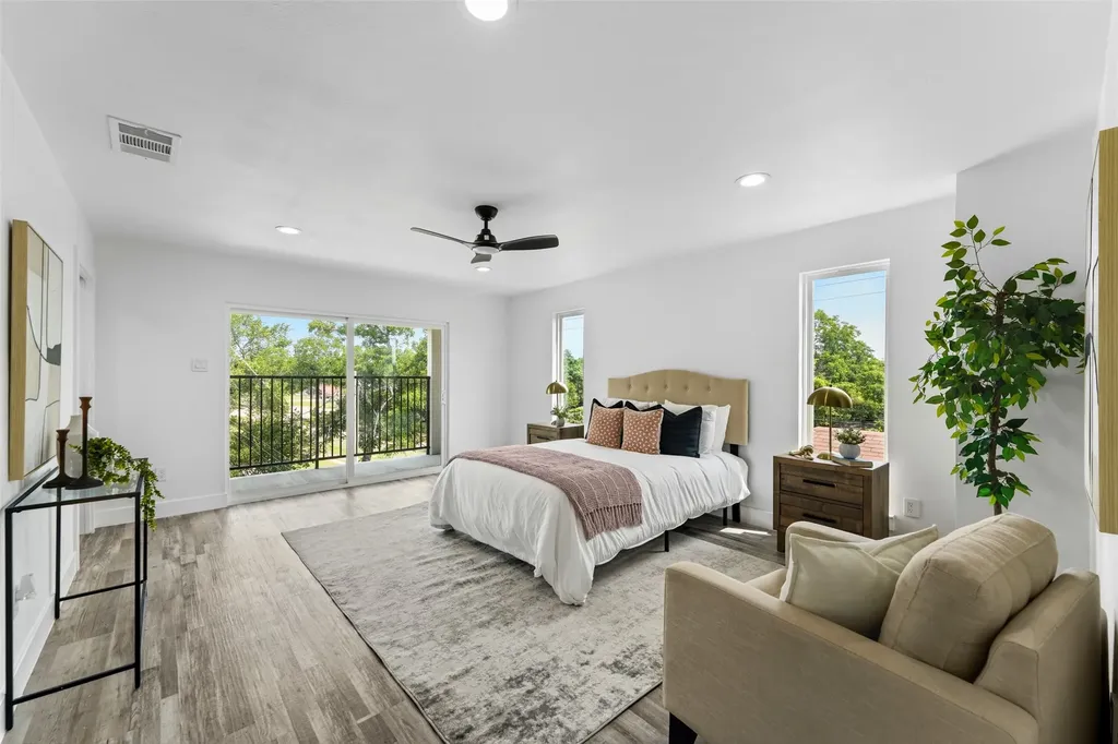 3142 Harmon Street Dallas TX 75215