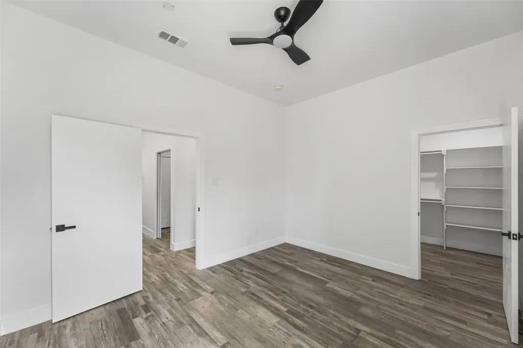 3142 Harmon Street Dallas TX 75215