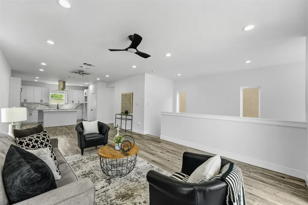 3142 Harmon Street Dallas TX 75215