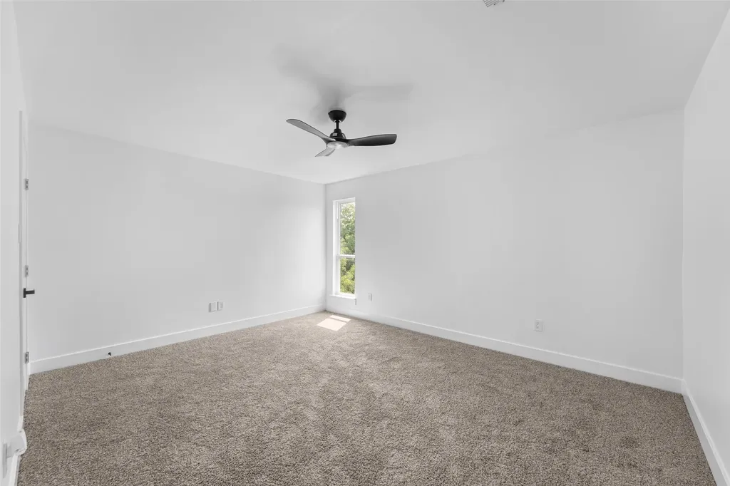 3142 Harmon Street Dallas TX 75215